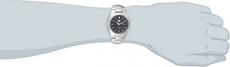 Seiko Men's SNK607 5 Automatic Black Dial Stainless-Steel Bracelet Watch